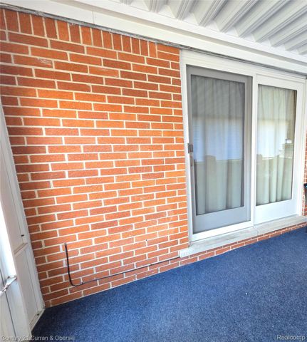 948 Van Sull Street, Westland, MI 48185