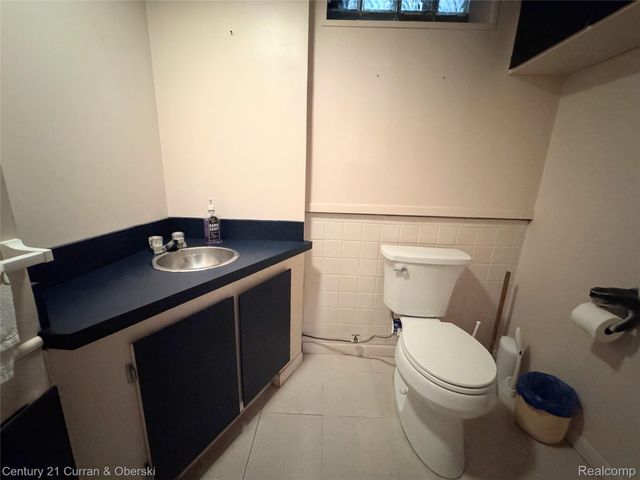 948 Van Sull Street, Westland, MI 48185