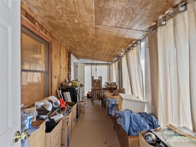 1571 Roaring Fork Road, Burnsville, NC 28714