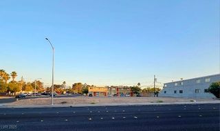 East Harmon Ave, Las Vegas, NV 89119