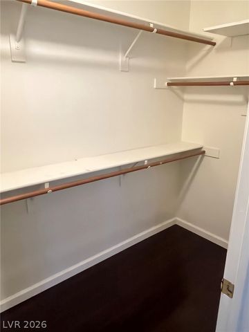 8128 Broken Spur Lane, Las Vegas, NV 89131