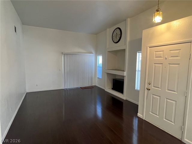 8128 Broken Spur Lane, Las Vegas, NV 89131