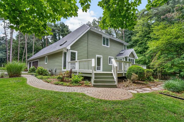 8120 Glenwynd Drive, Texas Twp, MI 49009