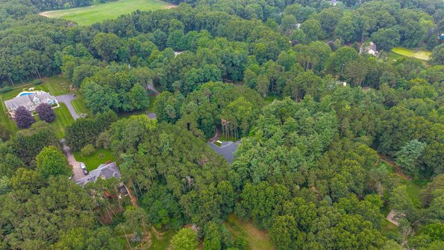 8120 Glenwynd Drive, Texas Twp, MI 49009