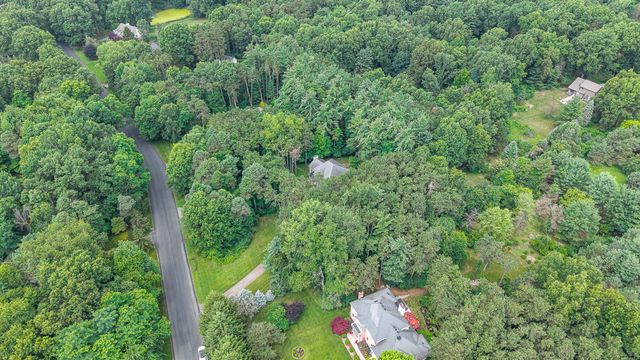 8120 Glenwynd Drive, Texas Twp, MI 49009