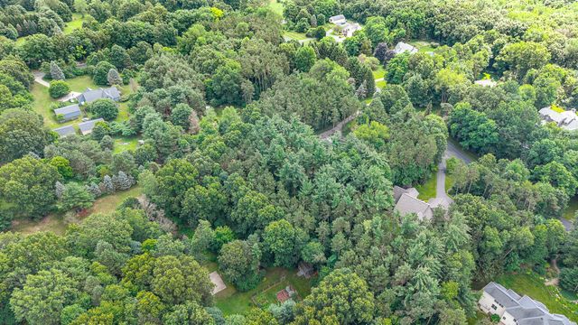 8120 Glenwynd Drive, Texas Twp, MI 49009