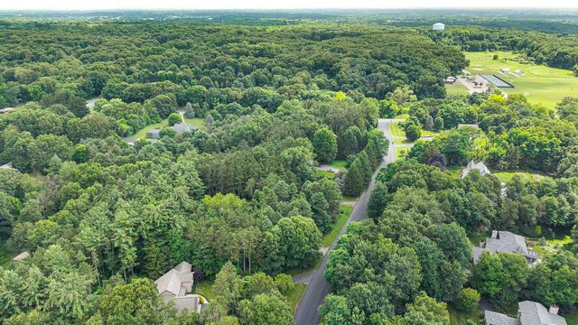 8120 Glenwynd Drive, Texas Twp, MI 49009