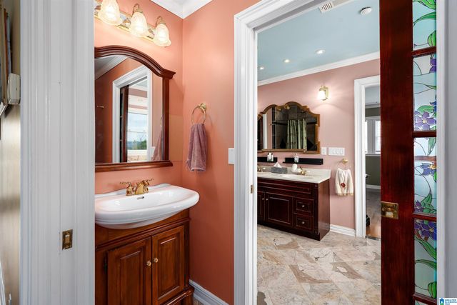 5072 MOUNTAIN VALLEY ROAD, Hueytown, AL 35023