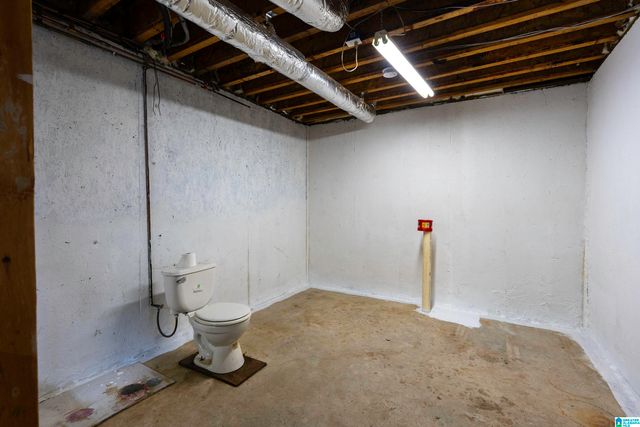 5072 MOUNTAIN VALLEY ROAD, Hueytown, AL 35023