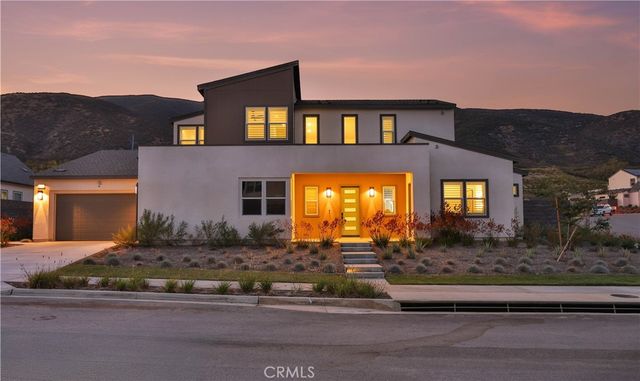 15702 Skippers, Fontana, CA 92336