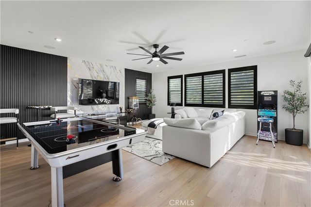 15702 Skippers, Fontana, CA 92336