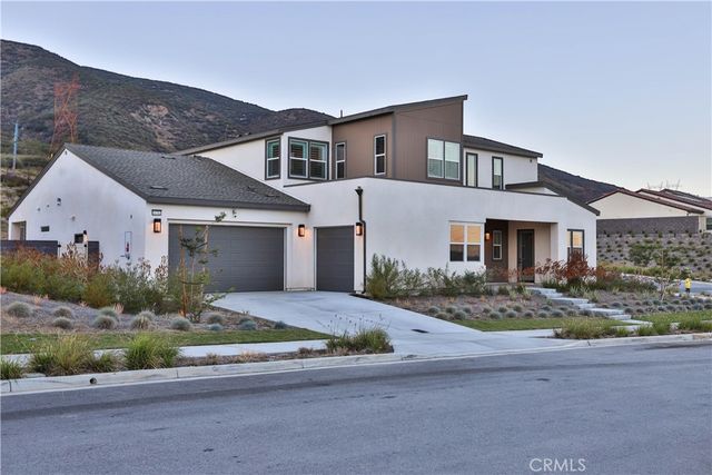 15702 Skippers, Fontana, CA 92336