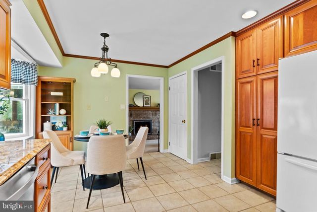 914 BONNY LANE, Mechanicsburg, PA 17055