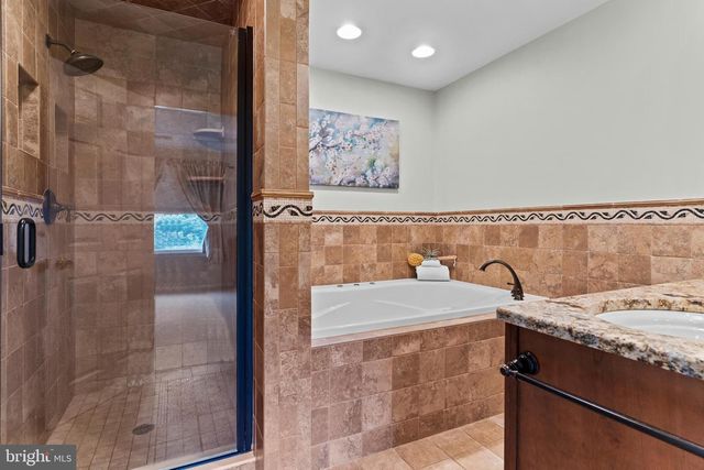 914 BONNY LANE, Mechanicsburg, PA 17055