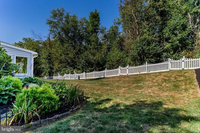 914 BONNY LANE, Mechanicsburg, PA 17055