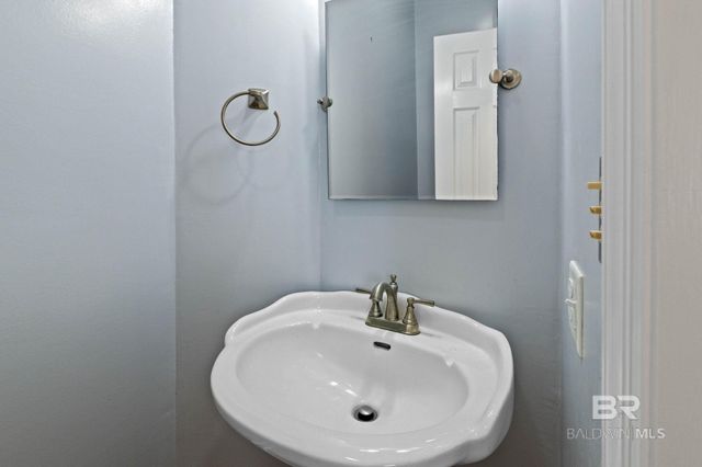 10734 Highway 31, Atmore, AL 36502