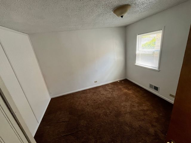 7458 W 64th Place, Summit, IL 60501