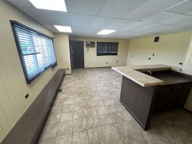 7458 W 64th Place, Summit, IL 60501