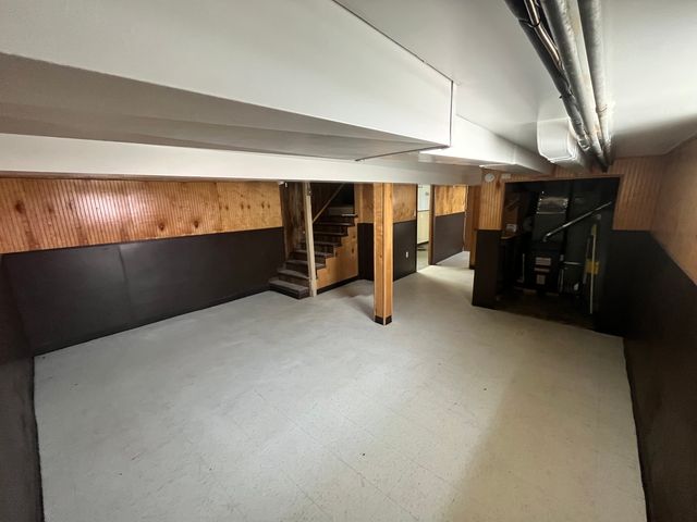 7458 W 64th Place, Summit, IL 60501