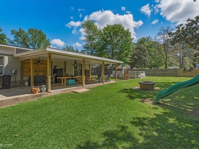 533 W Mckinley Avenue, Haughton, LA 71037