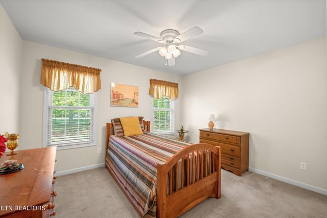 957 Stonecrest Loop, Crossville, TN 38571