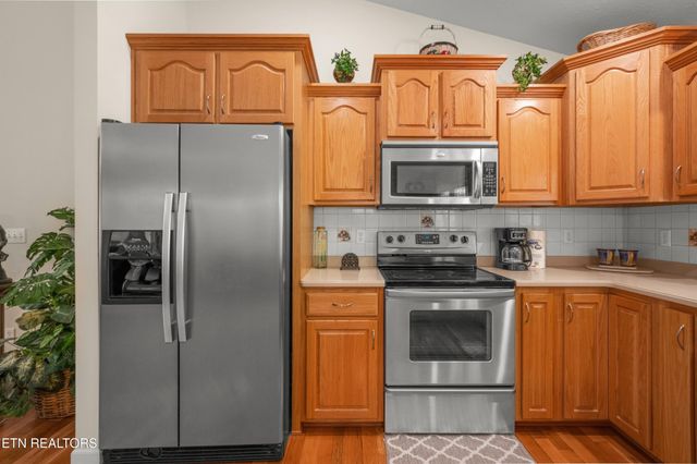 957 Stonecrest Loop, Crossville, TN 38571
