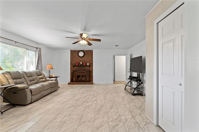 23747 County Road 64 Road, Robertsdale, AL 36567