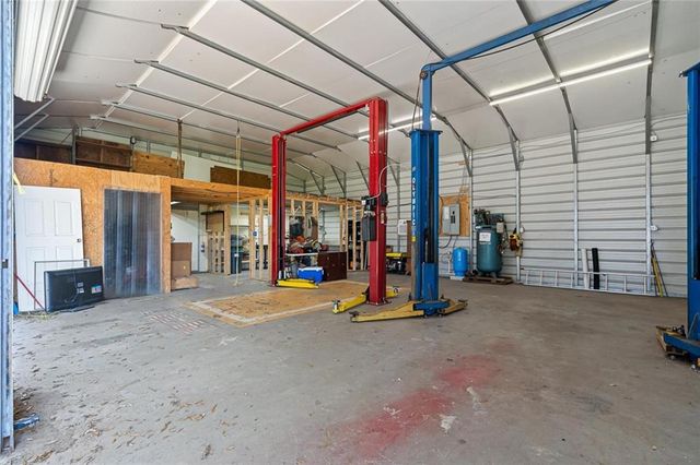 23747 County Road 64 Road, Robertsdale, AL 36567