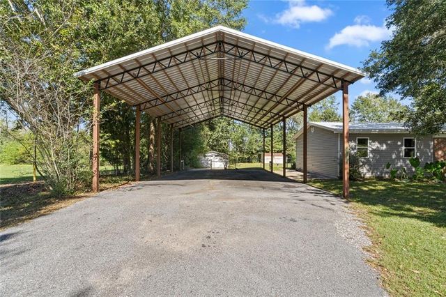 23747 County Road 64 Road, Robertsdale, AL 36567