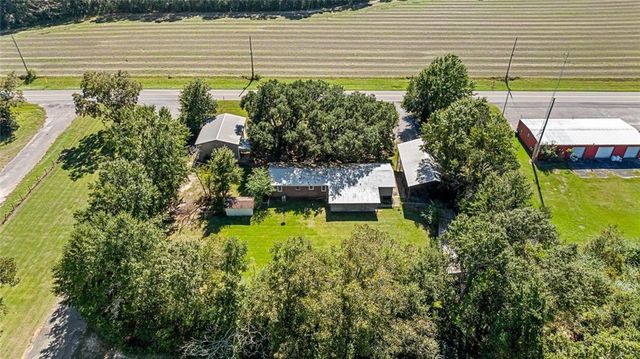 23747 County Road 64 Road, Robertsdale, AL 36567