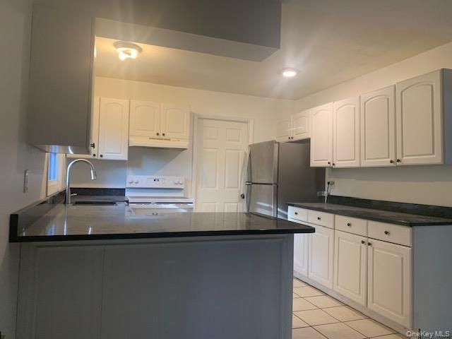 17 Skylark Lane, Stony Brook, NY 11790