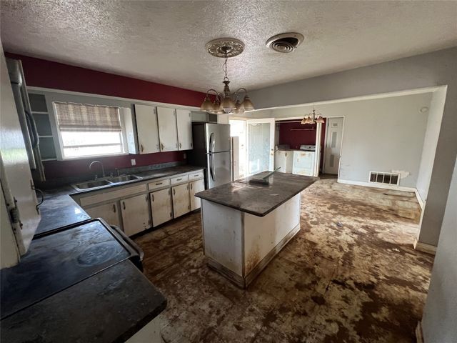 492 Richerson Road, Denison, TX 75021