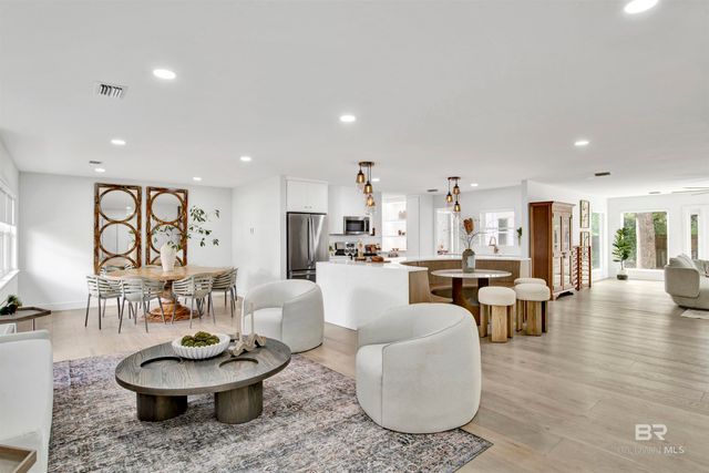 380 S Church Street, Fairhope, AL 36532