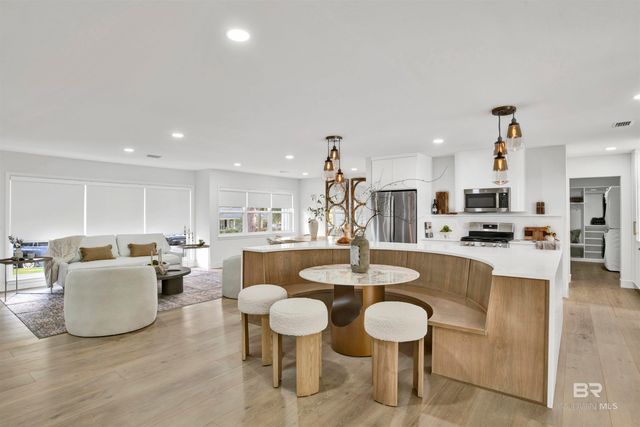 380 S Church Street, Fairhope, AL 36532