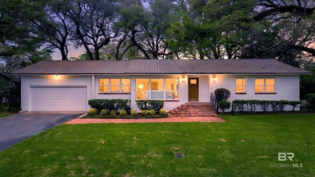 380 S Church Street, Fairhope, AL 36532