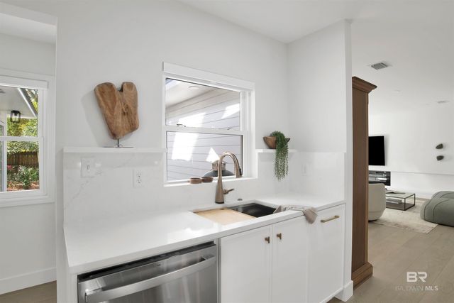 380 S Church Street, Fairhope, AL 36532