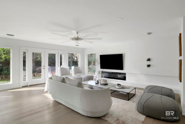 380 S Church Street, Fairhope, AL 36532