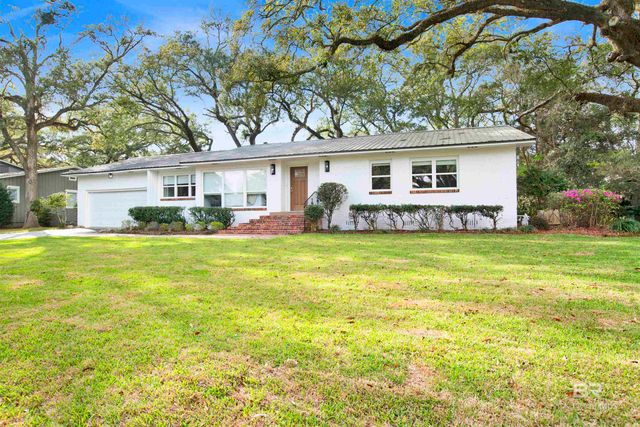 380 S Church Street, Fairhope, AL 36532