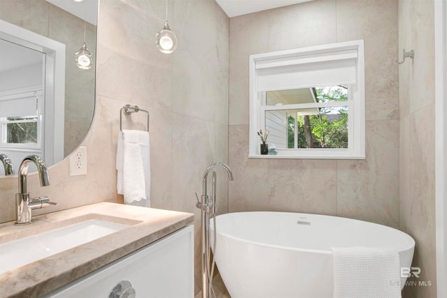 380 S Church Street, Fairhope, AL 36532