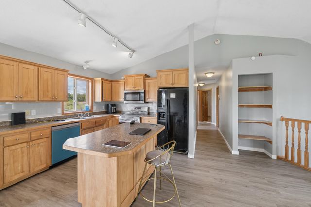 603 Hickory Street SW, Isanti, MN 55040