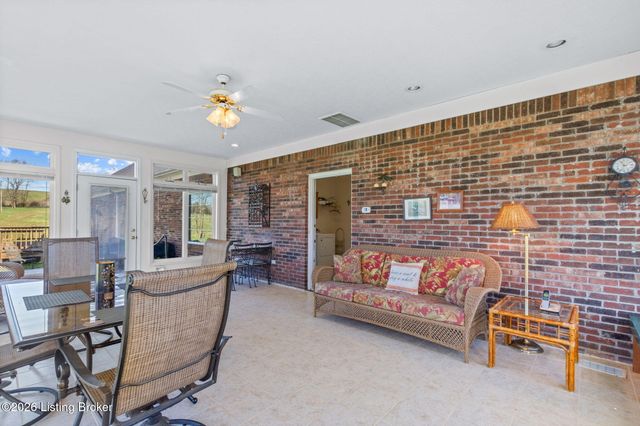 2500 Grays Run Rd, Taylorsville, KY 40071