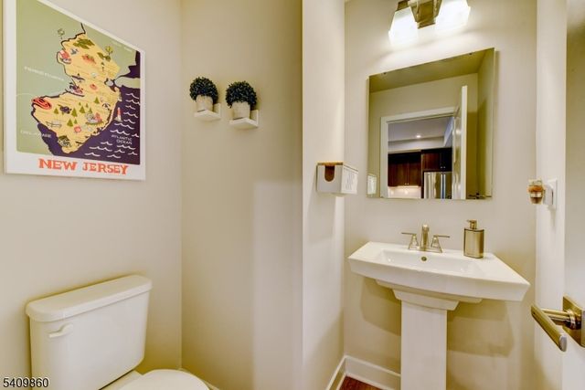 4 Owen Ct 4, Franklin Twp., NJ 08873