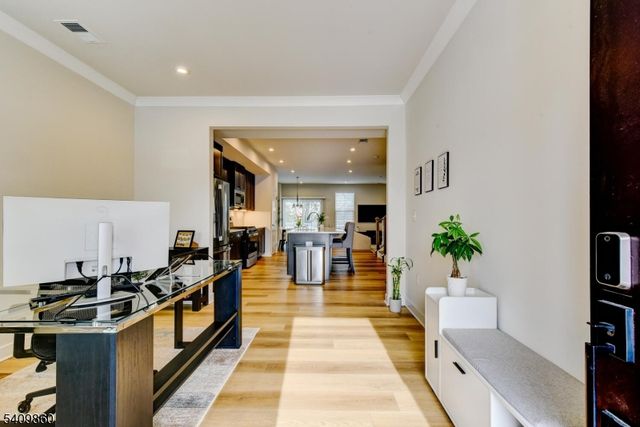 4 Owen Ct 4, Franklin Twp., NJ 08873