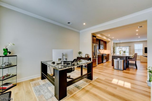 4 Owen Ct 4, Franklin Twp., NJ 08873