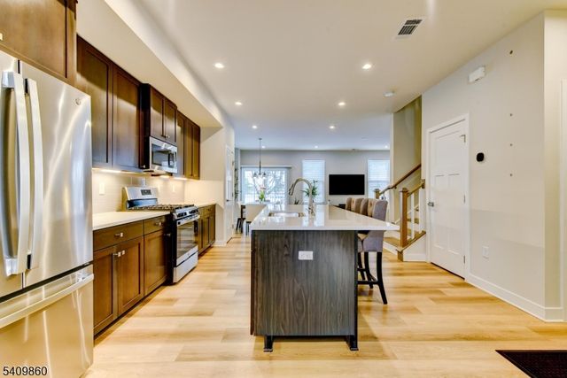 4 Owen Ct 4, Franklin Twp., NJ 08873