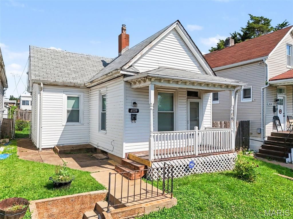 4539 Newport Avenue, St Louis, MO 63116