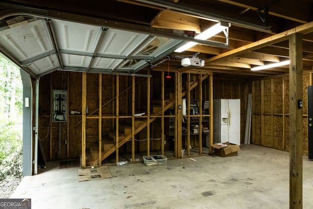 288 Wildhorse Cove Circle, Cleveland, GA 30528