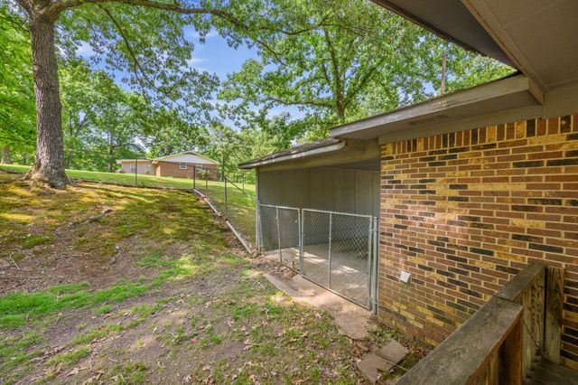 472 Oakville Cir, Parsons, TN 38363
