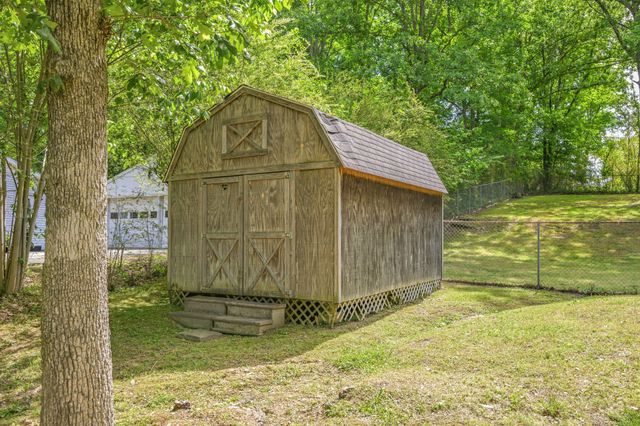 472 Oakville Cir, Parsons, TN 38363