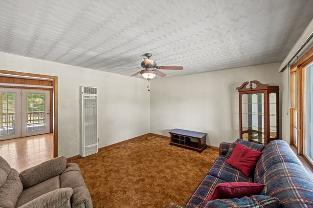 472 Oakville Cir, Parsons, TN 38363
